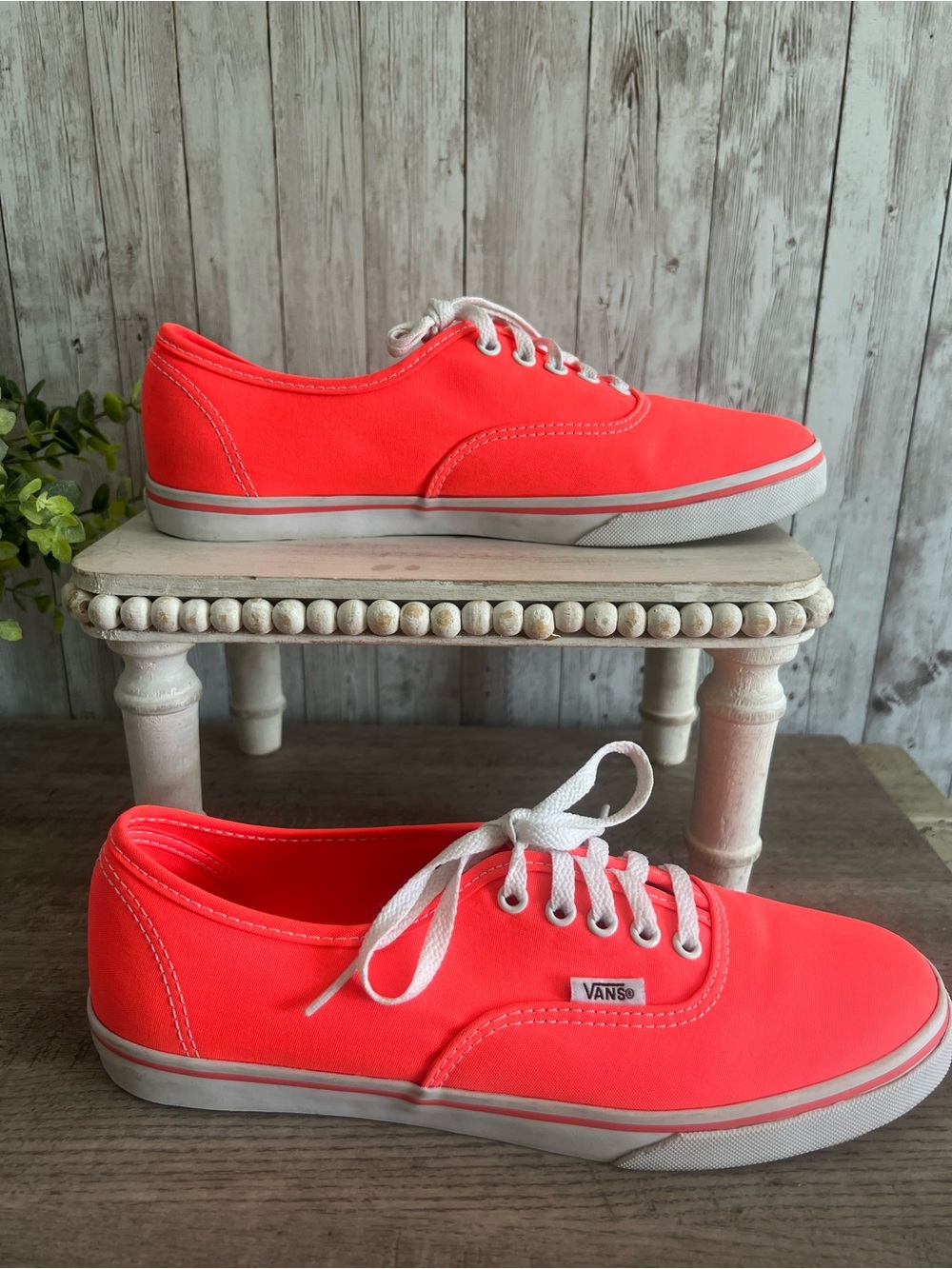 Vans Lo Pro Neon Coral Low-Top Canvas Sneakers Unisex Mens 7, Womens 8.5